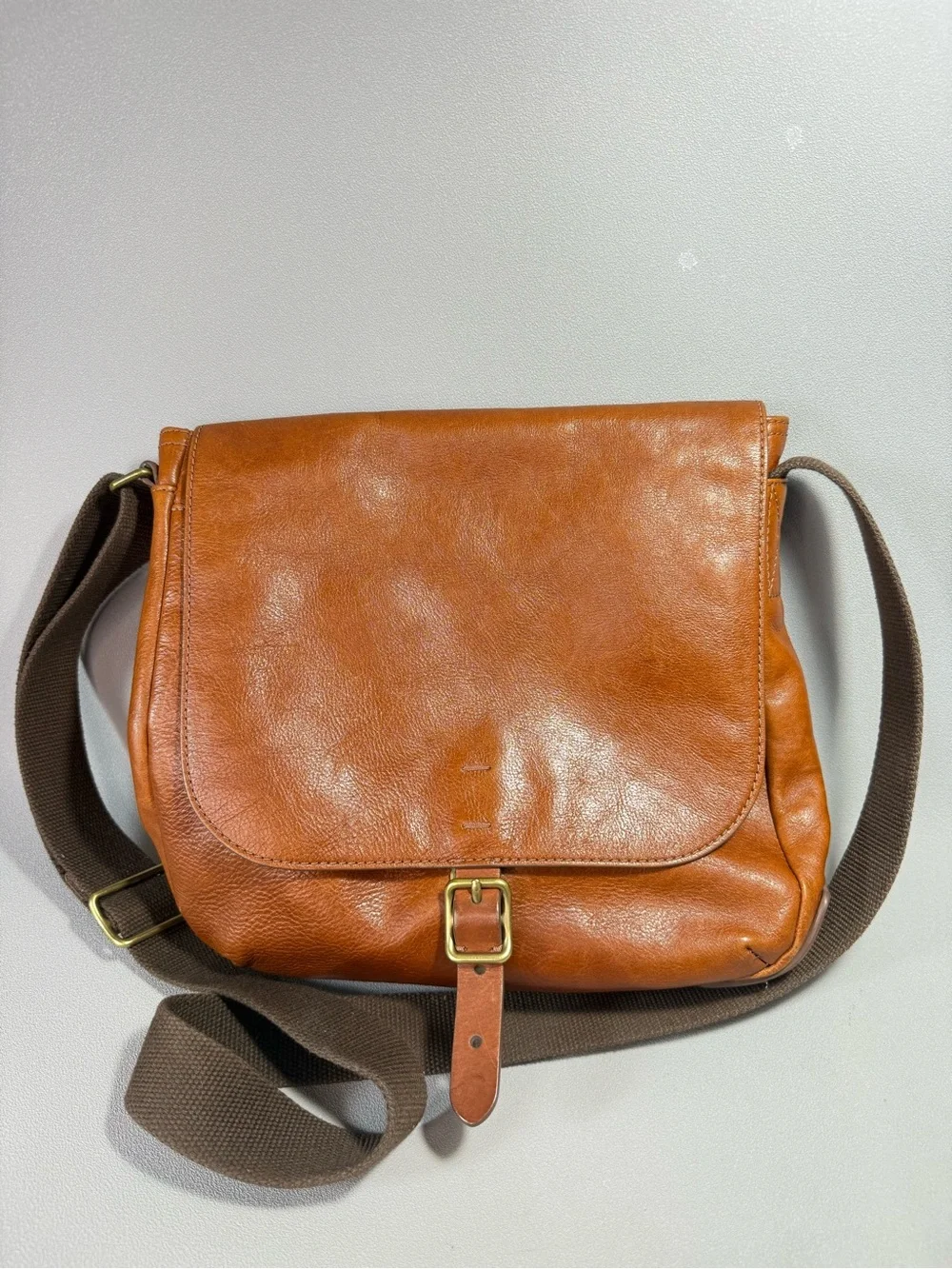 Fossil Buckner North/South City Cognac Brown Leather Messenger Bag